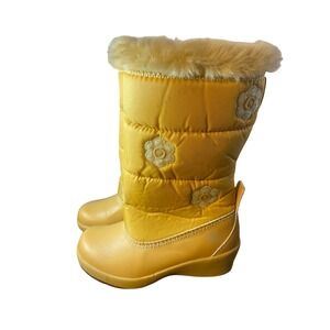 Timberland Glacier Goddess girls‎ wedge boots.